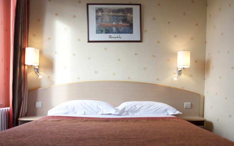 Hotel Transcontinental Párizs Szoba fotó